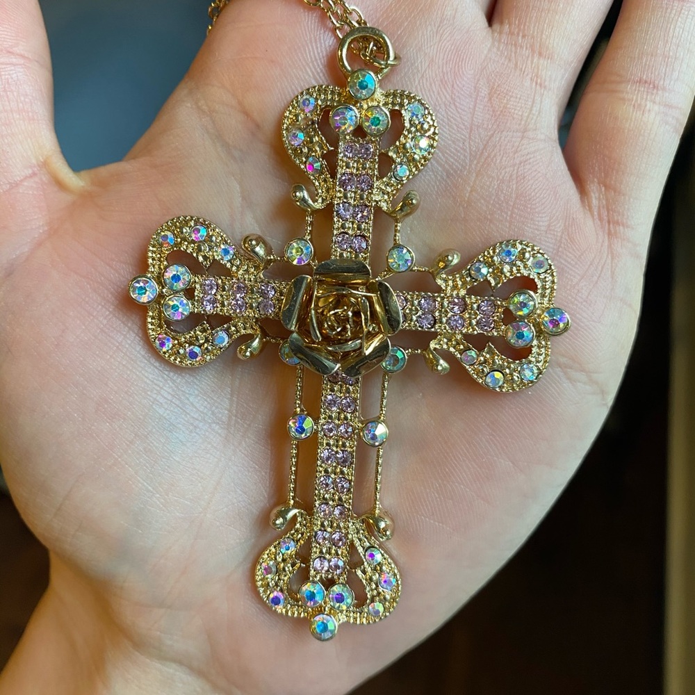 Vintage Gold Necklace with Cross Pendant